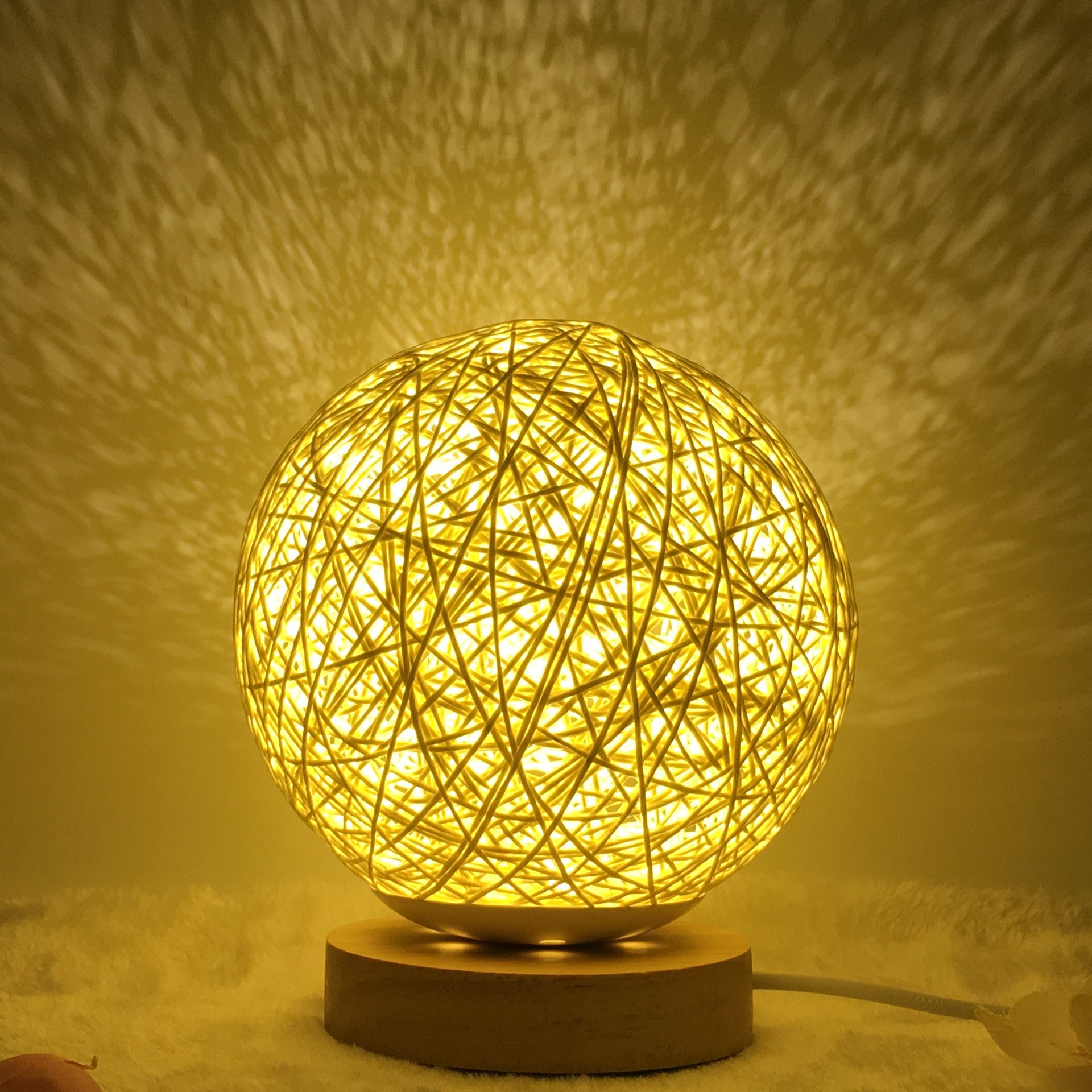 Amazon Hot Selling Creative Linen Table Lamp – Novel & Unique LED Intelligent Rattan Ball Lamp, USB 7 Color & RGB 16 Color Remote Control