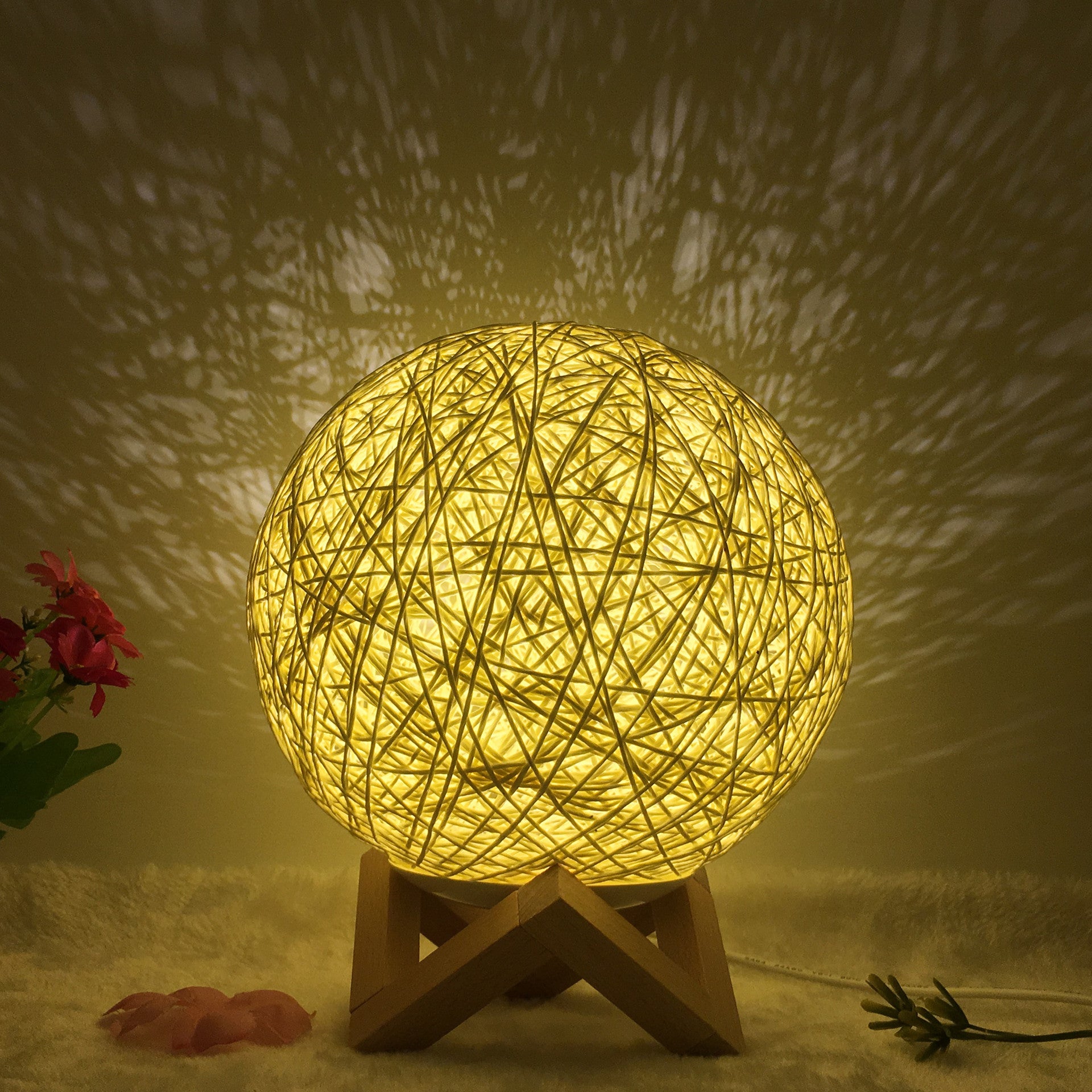 Amazon Hot Selling Creative Linen Table Lamp – Novel & Unique LED Intelligent Rattan Ball Lamp, USB 7 Color & RGB 16 Color Remote Control